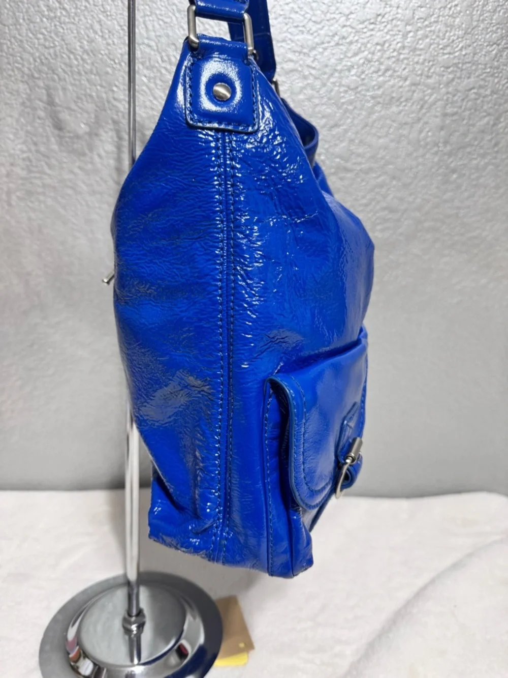 Patent Leather Shoulder Bag in Cobalt Blue - Picture 5 of 17